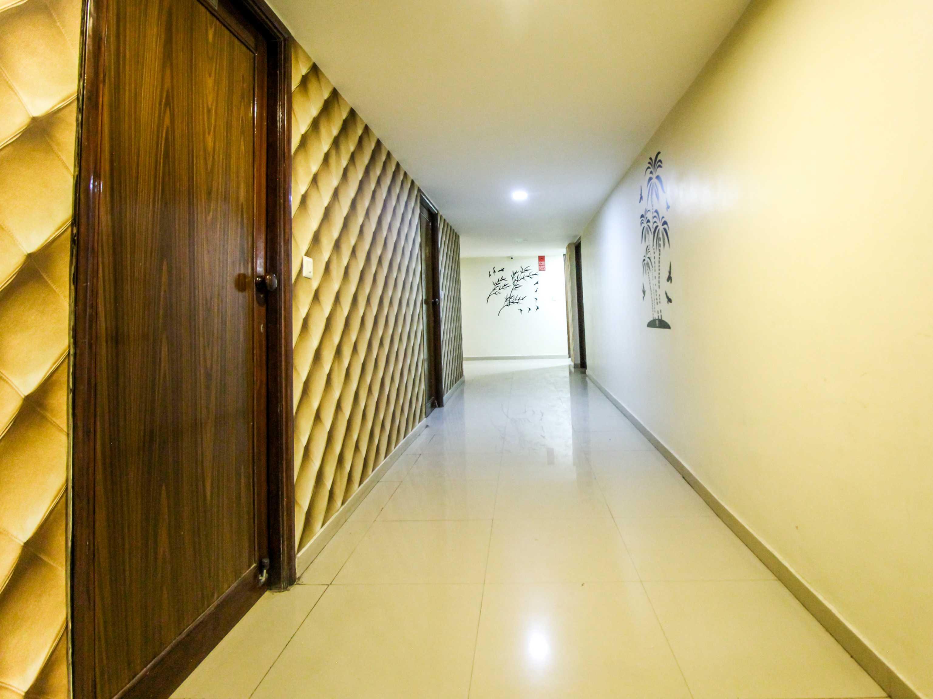 Hotel Seven アーメダバード エクステリア 写真