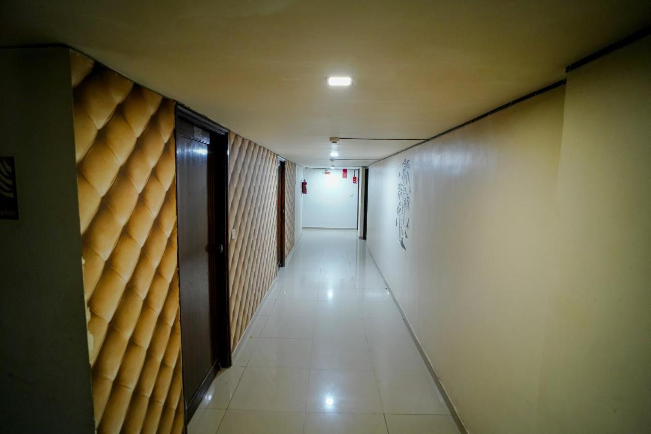 Hotel Seven アーメダバード エクステリア 写真